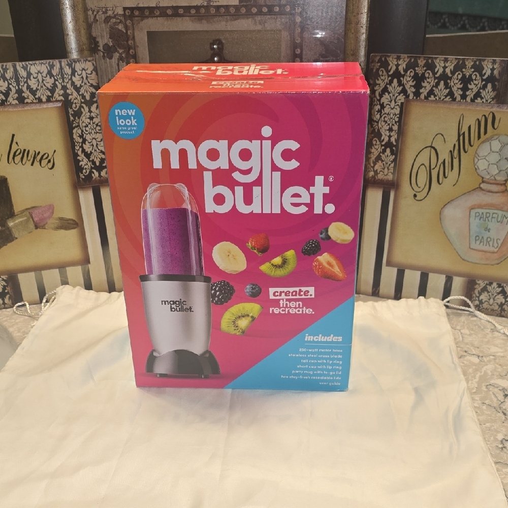 BRAND NEW IN Box- Magic Bullet - Silver and Black
